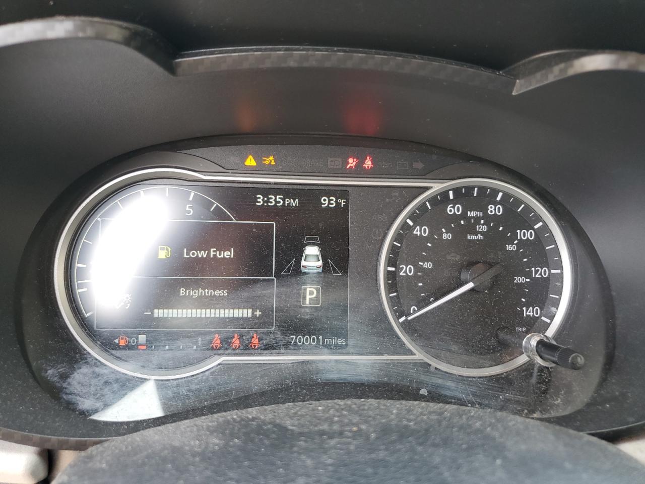 2022 NISSAN VERSA