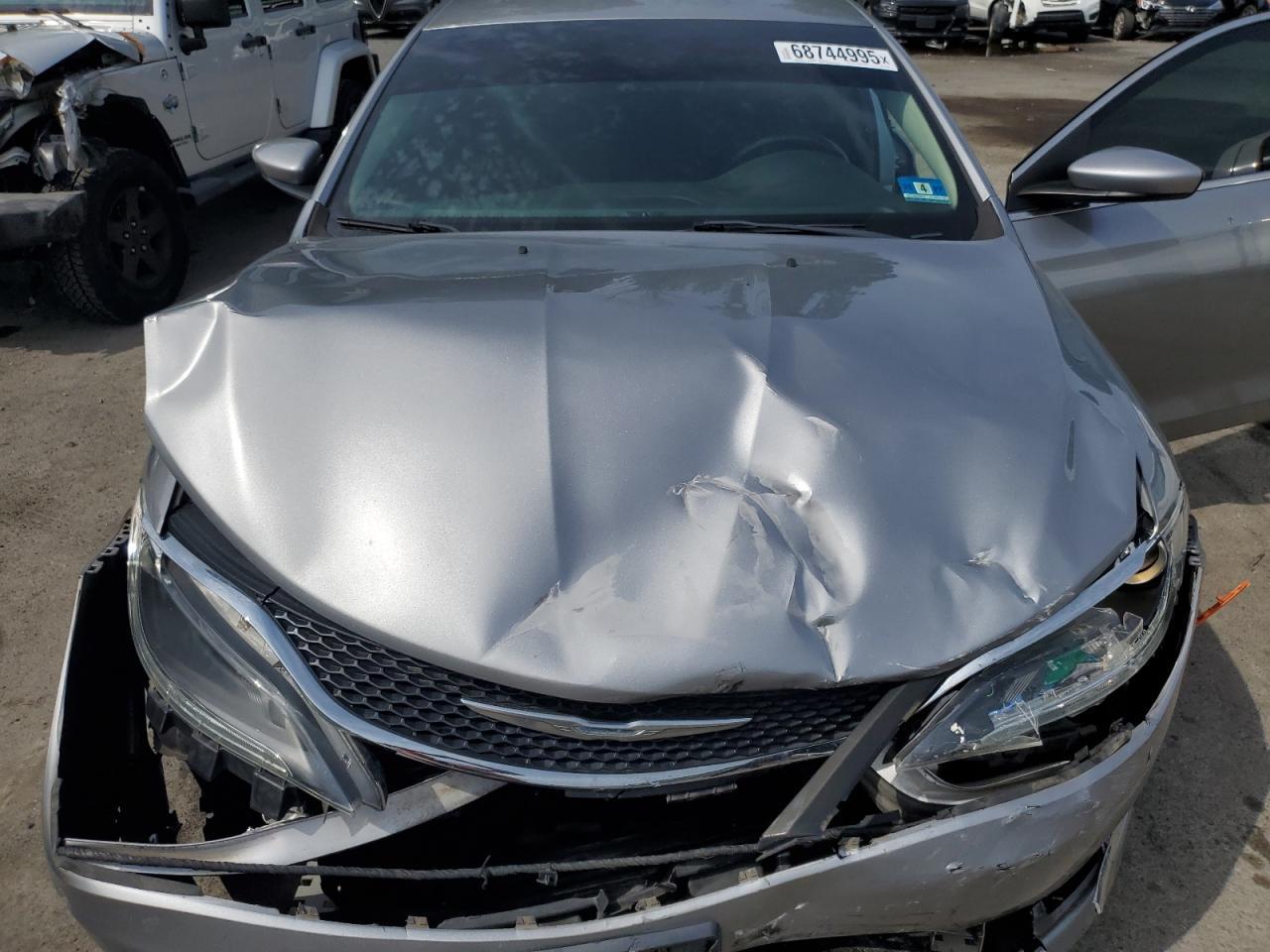 2016 CHRYSLER 200