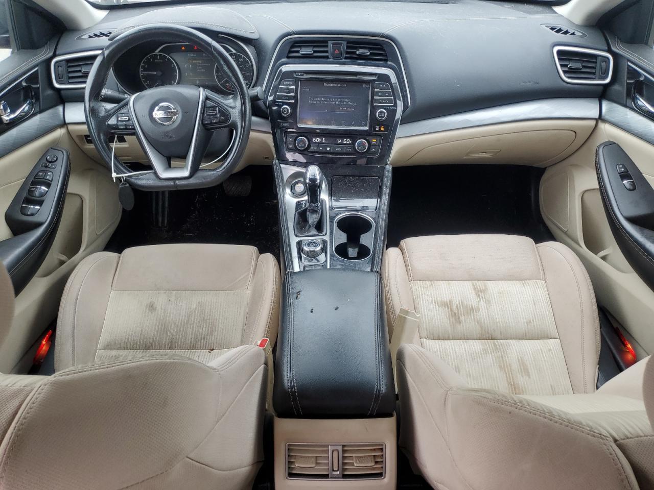 2017 NISSAN Maxima