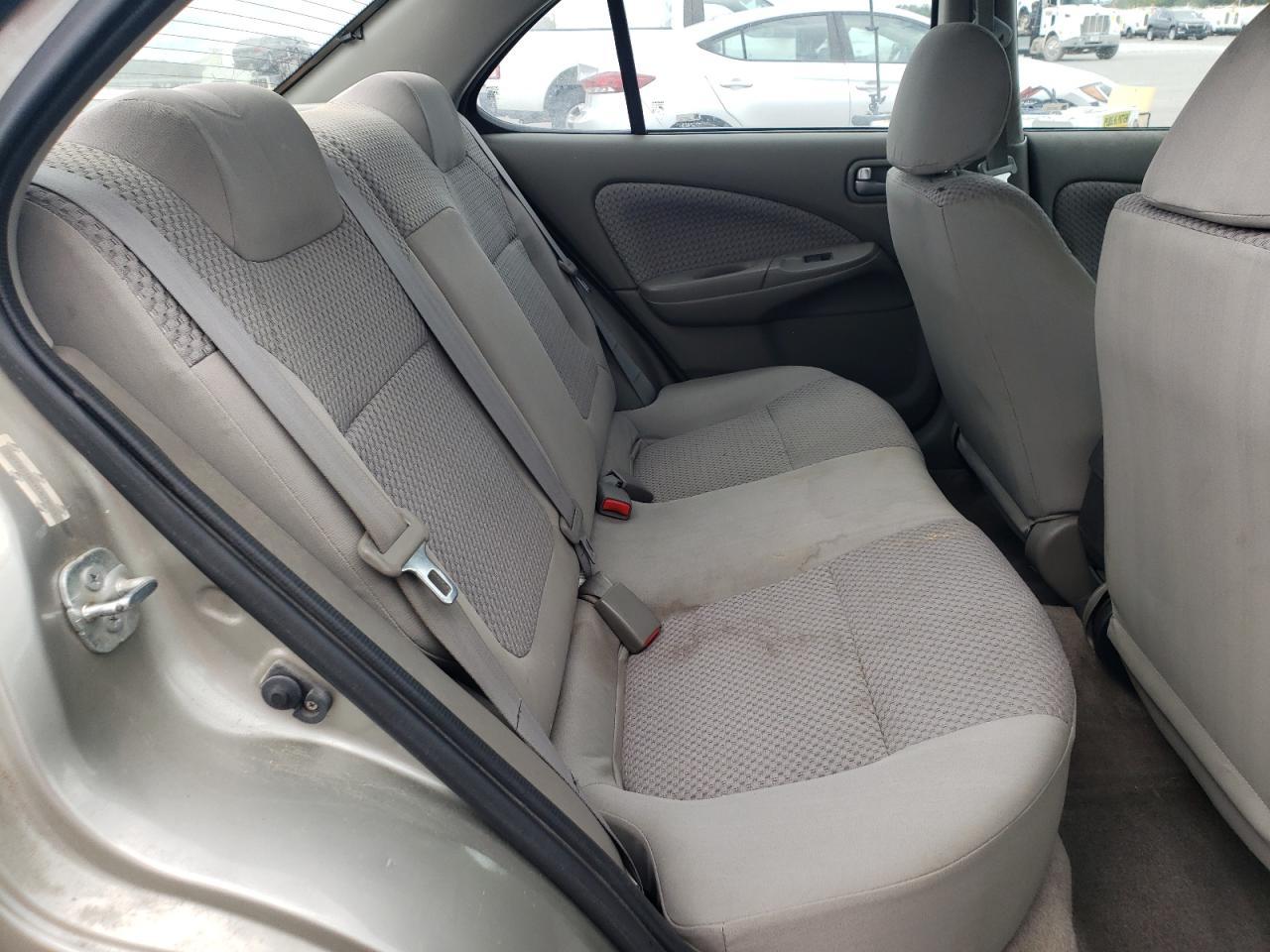 2004 NISSAN SENTRA