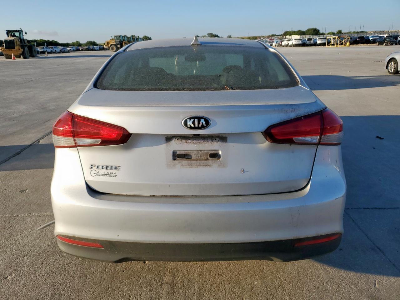 2017 KIA FORTE