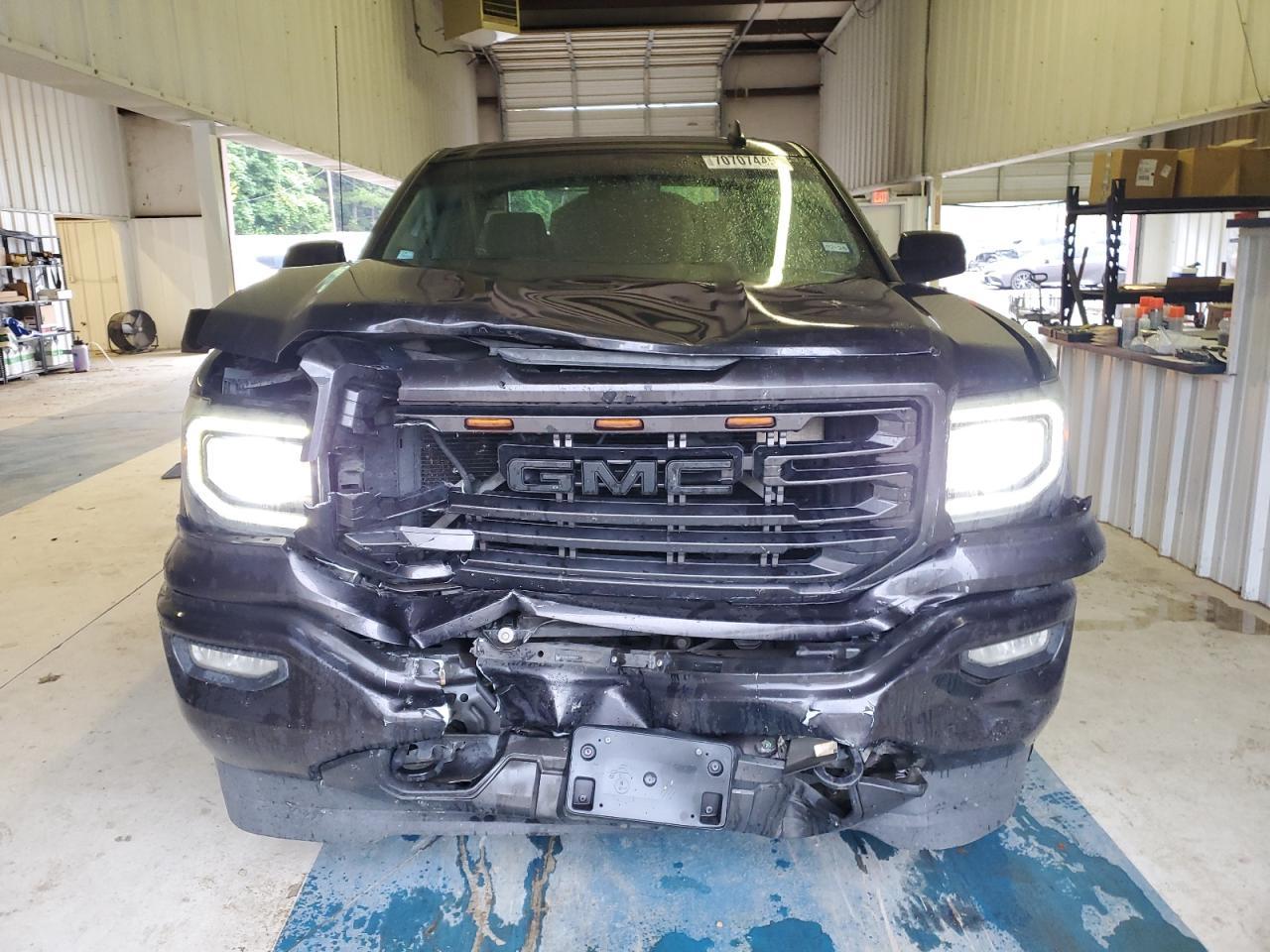 2016 GMC Sierra