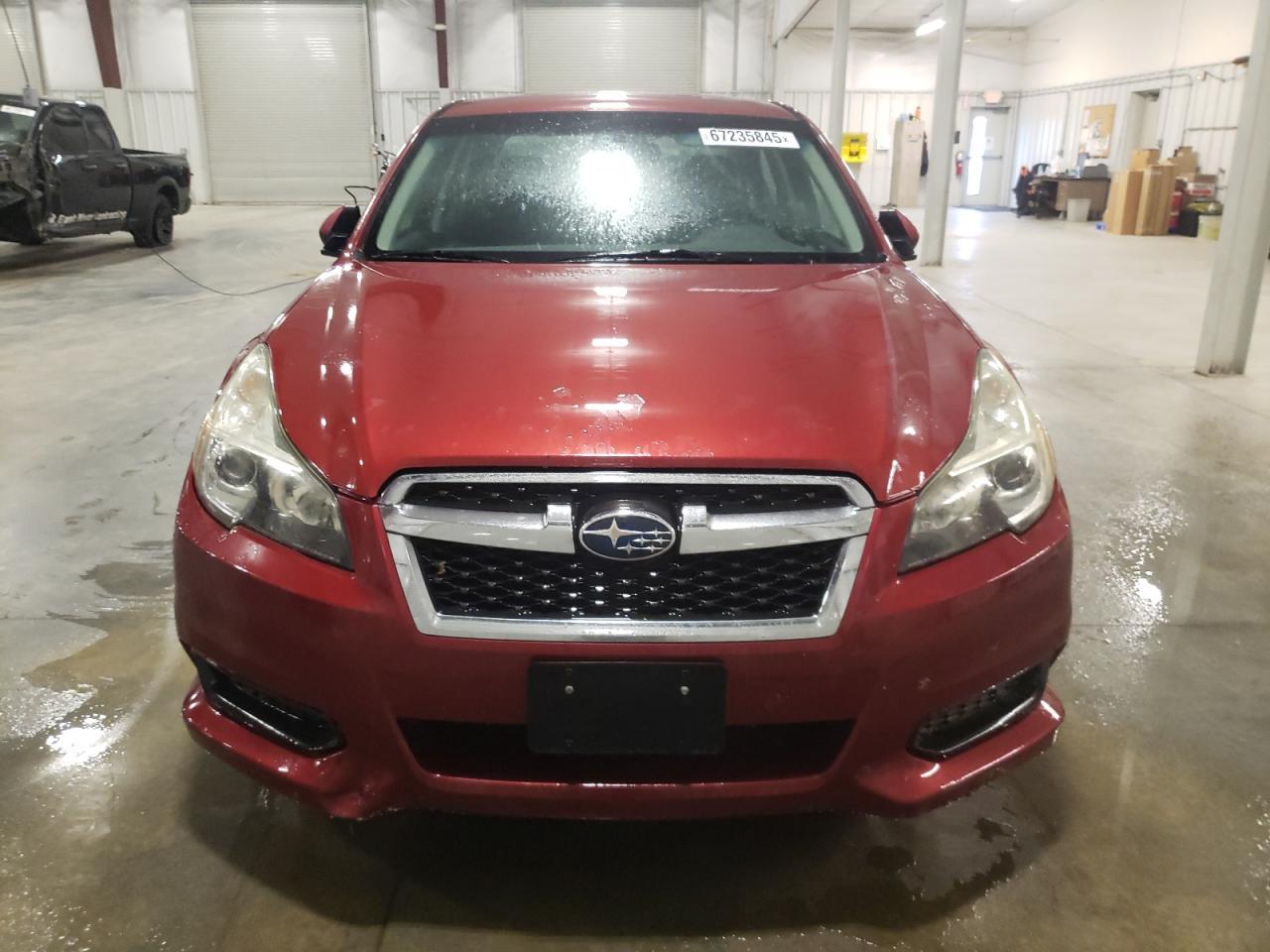 2013 SUBARU Legacy
