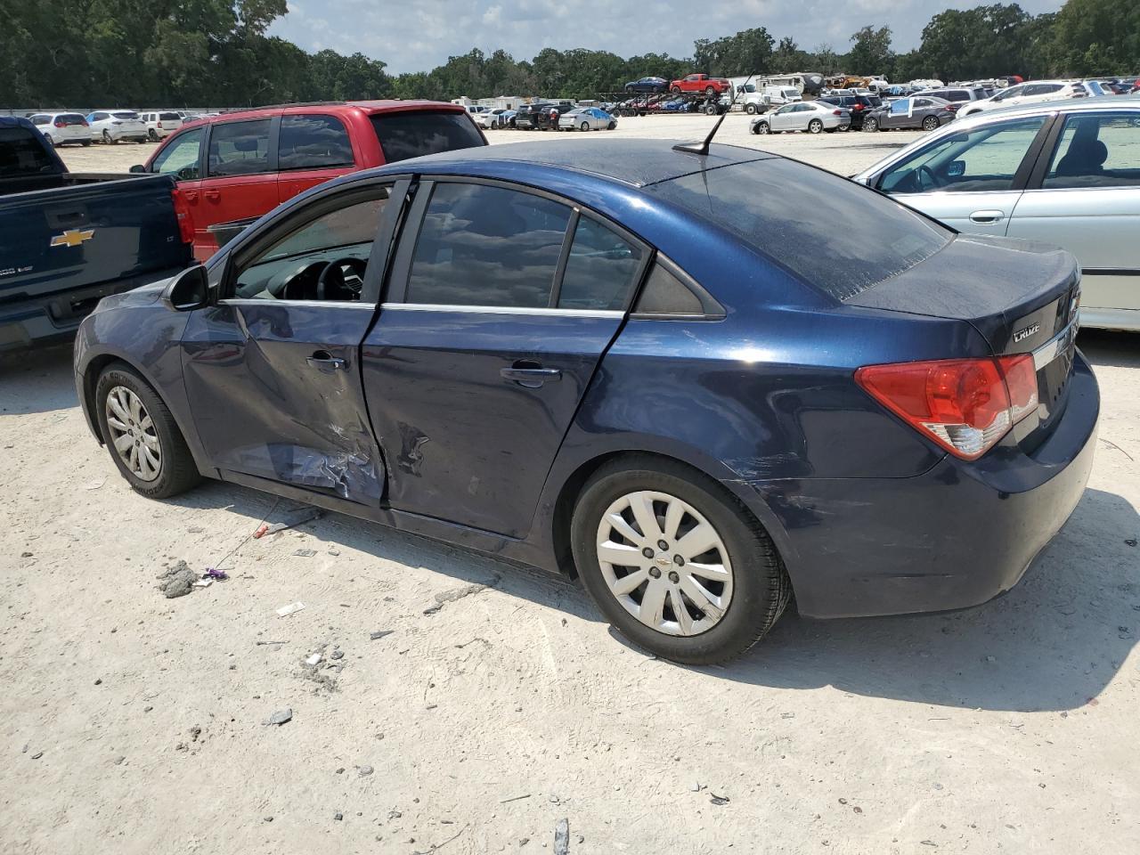 2011 CHEVROLET CRUZE
