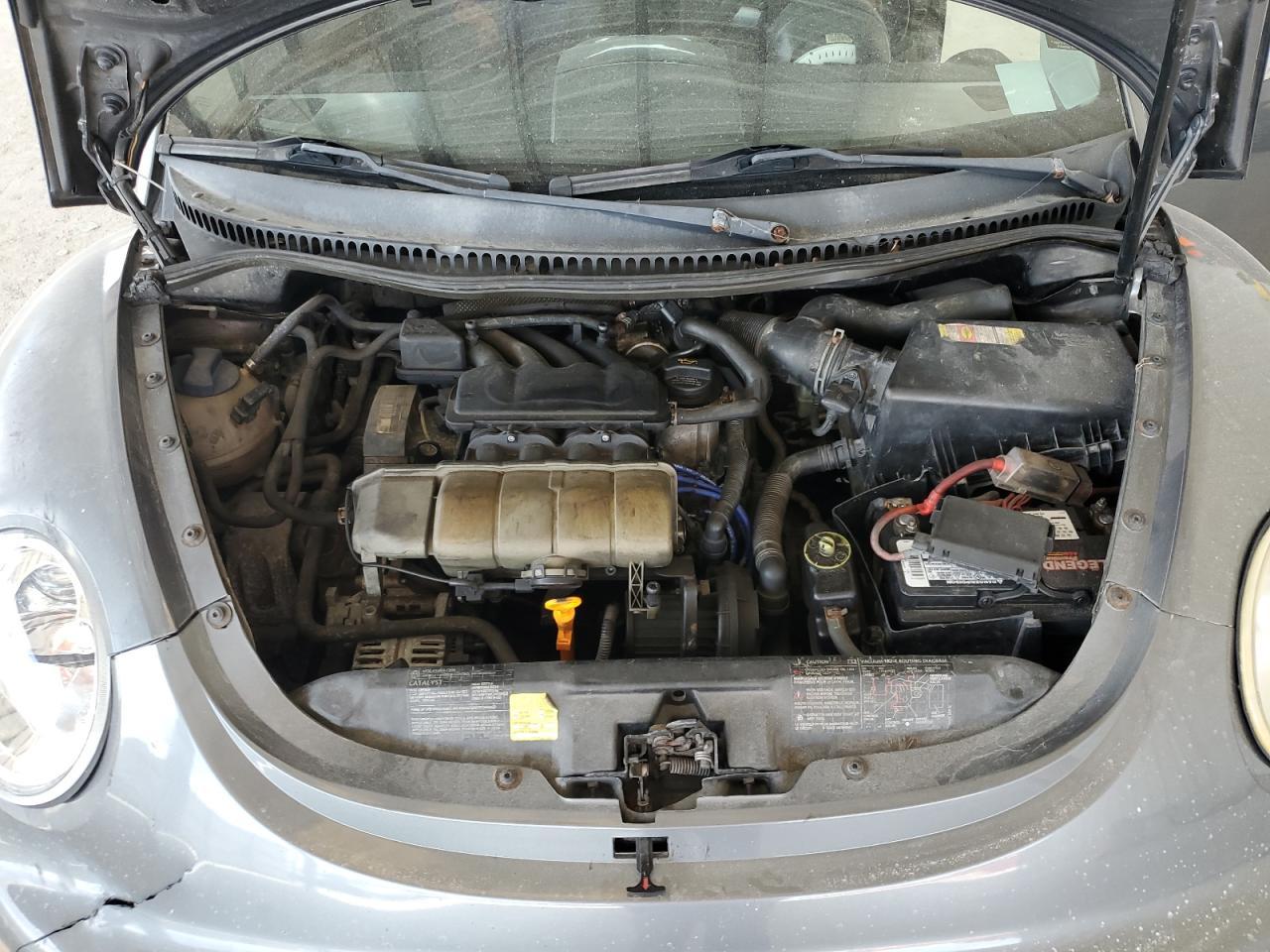 2004 VOLKSWAGEN Beetle