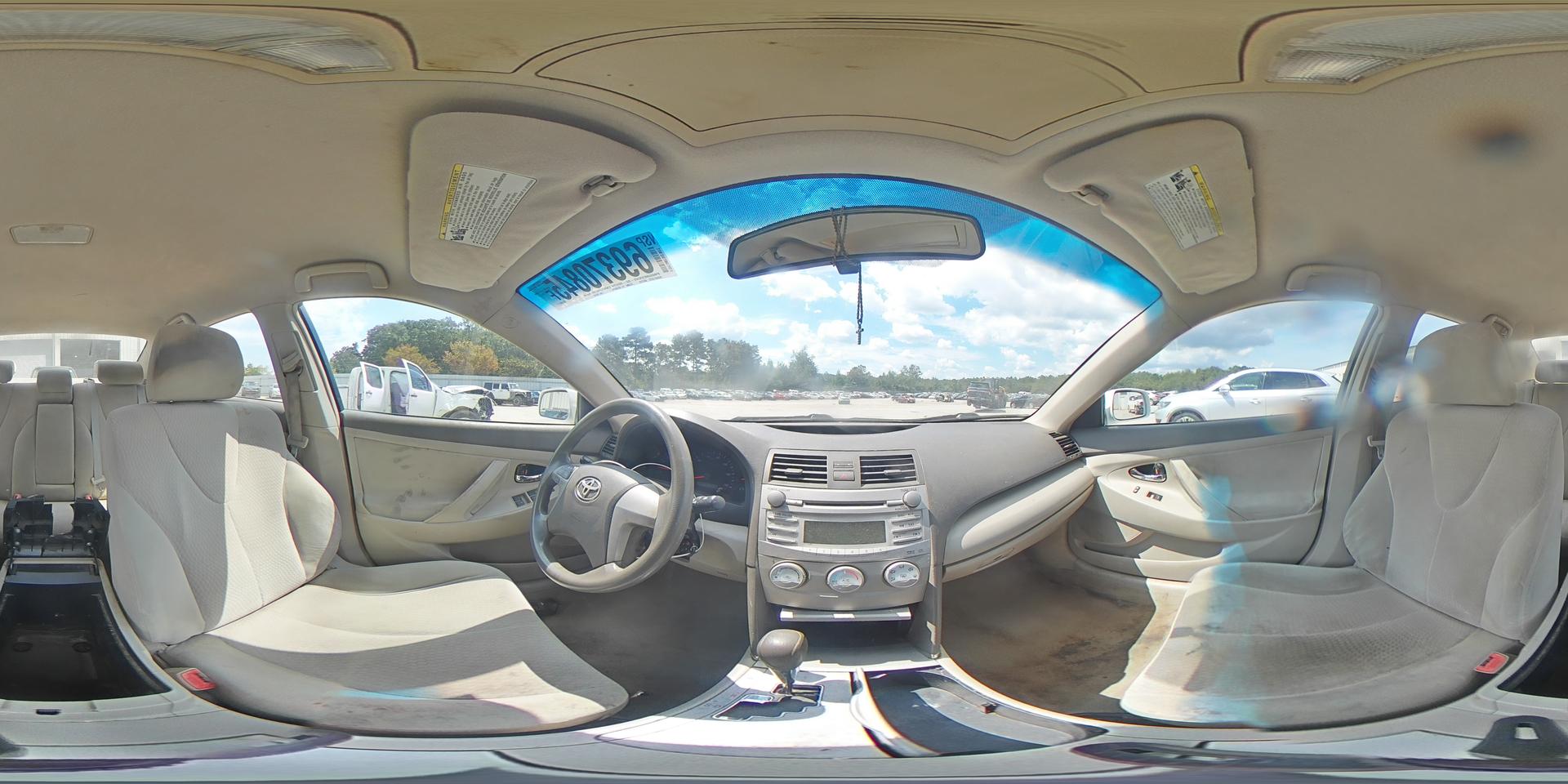2011 TOYOTA CAMRY