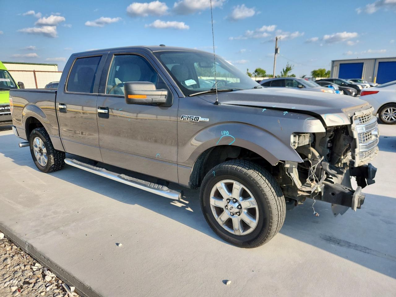 2013 FORD F-150