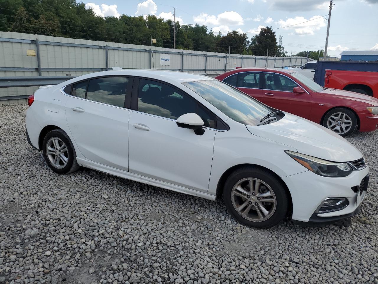 2017 CHEVROLET CRUZE