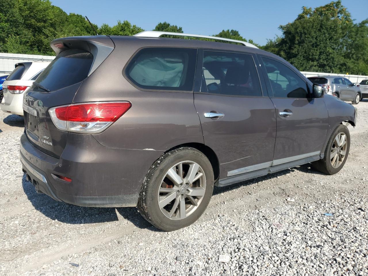 2016 NISSAN PATHFINDER