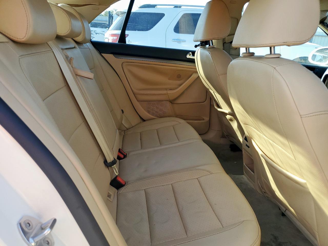 2009 VOLKSWAGEN JETTA