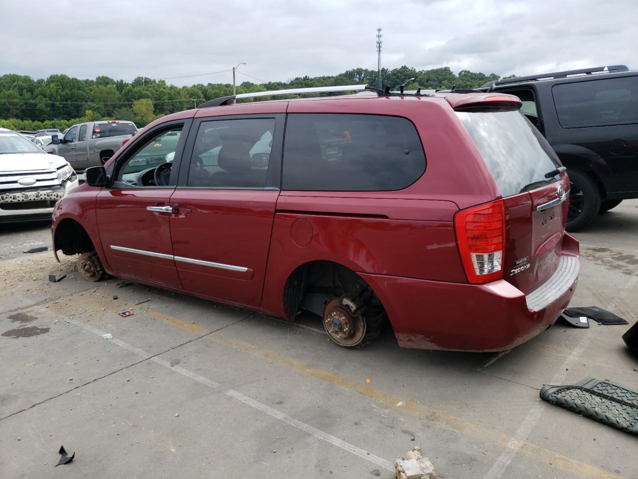 2011 KIA SEDONA