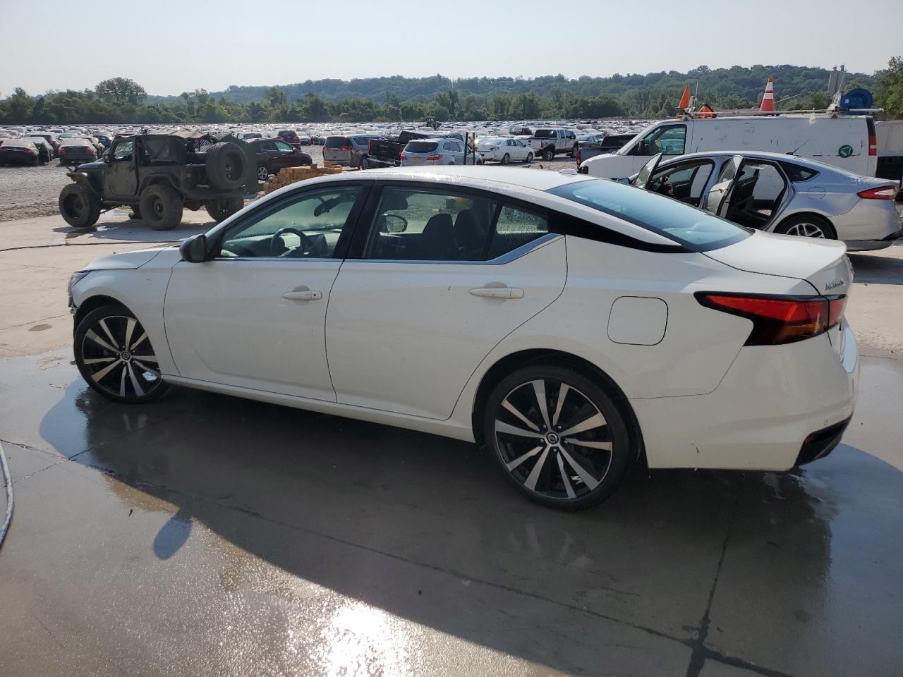 2022 NISSAN ALTIMA