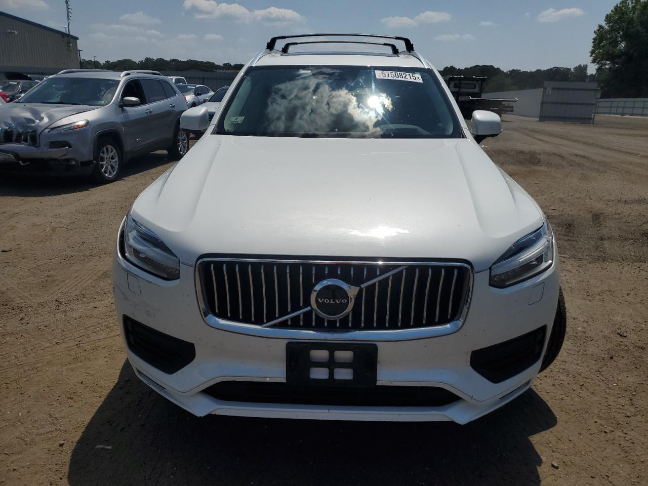 2021 VOLVO XC90