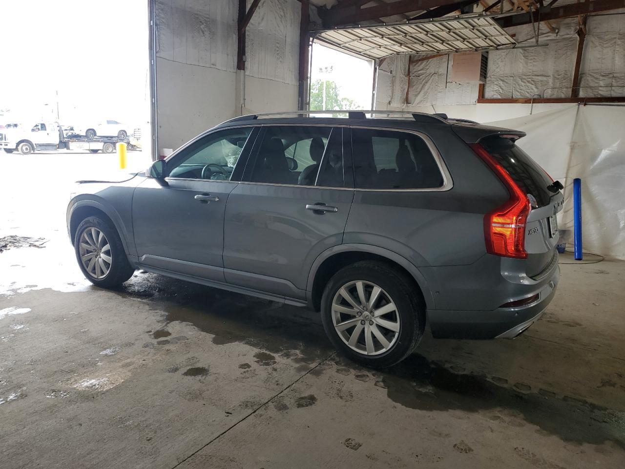 2019 VOLVO XC90