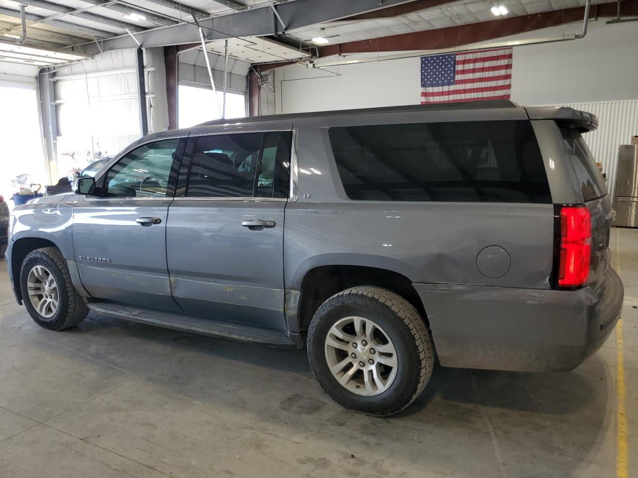 2018 CHEVROLET Suburban