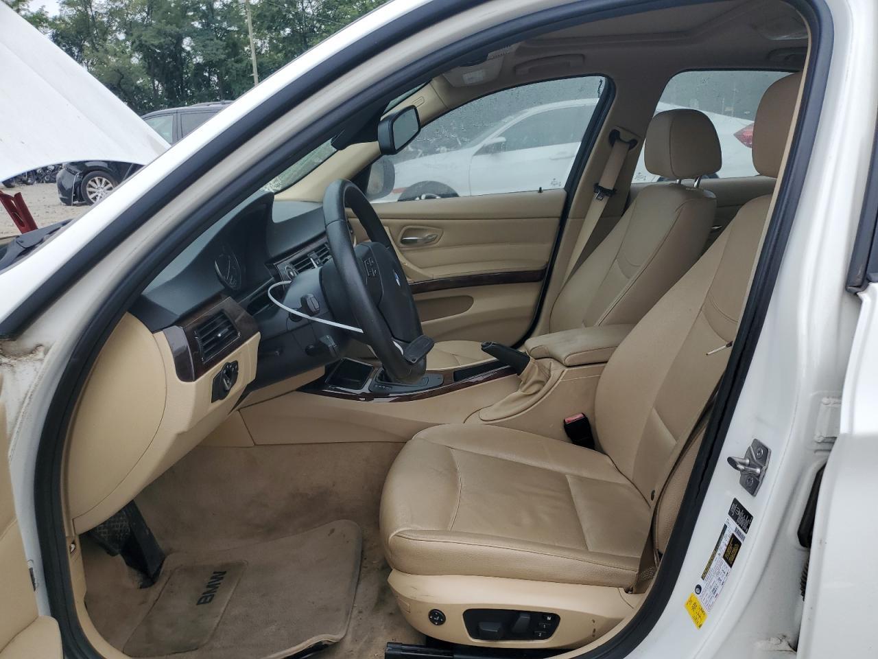 2011 BMW 3 SERIES