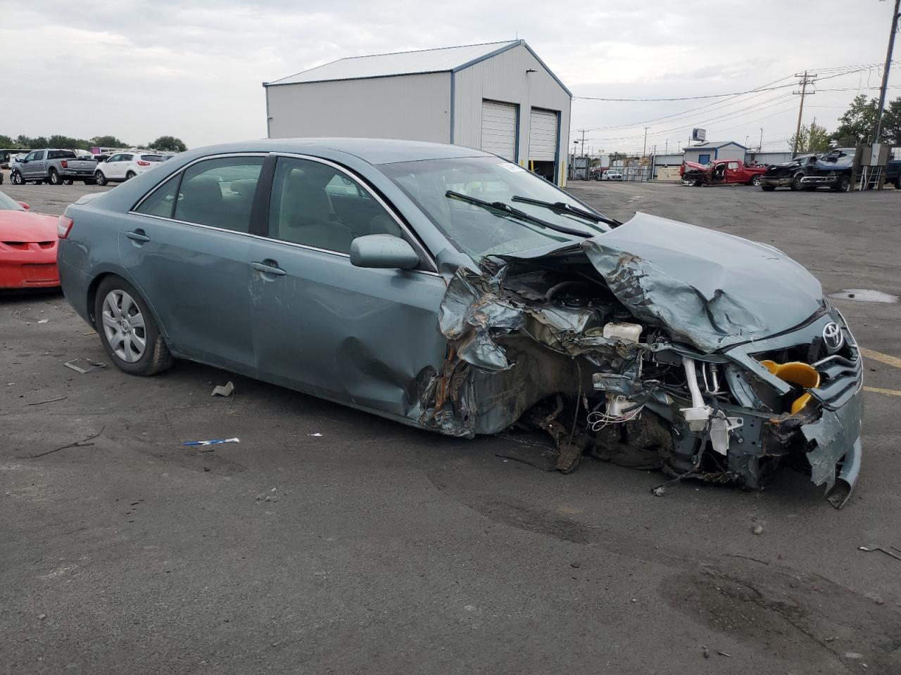 2011 TOYOTA CAMRY