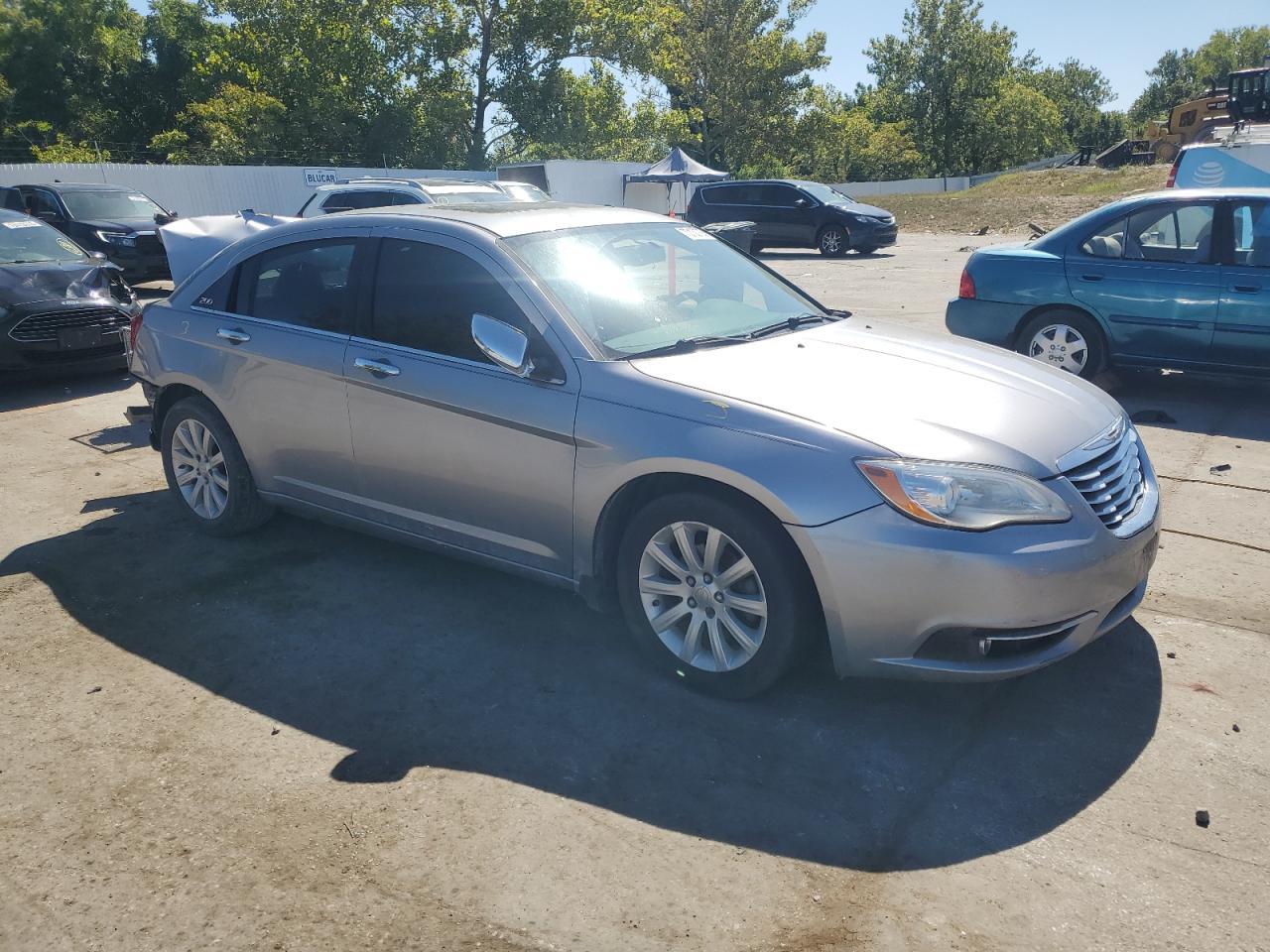 2014 CHRYSLER 200