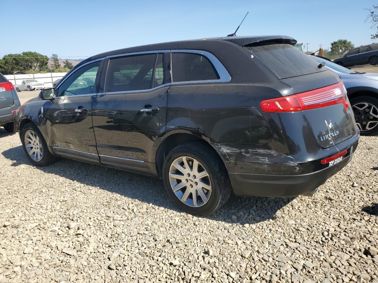 2015 LINCOLN MKT