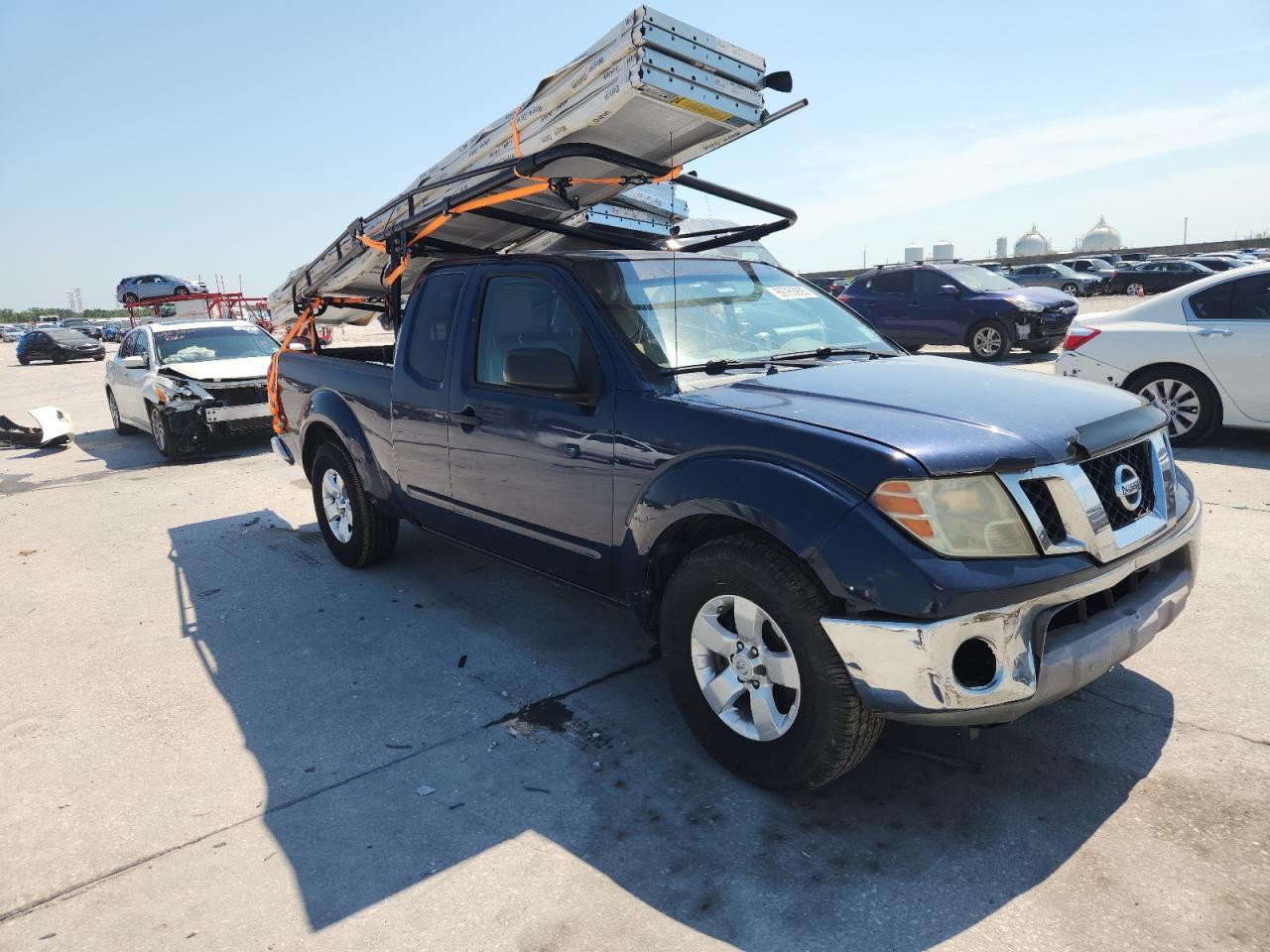 2011 NISSAN Frontier