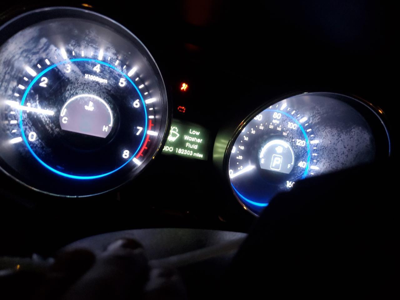 2011 HYUNDAI SONATA