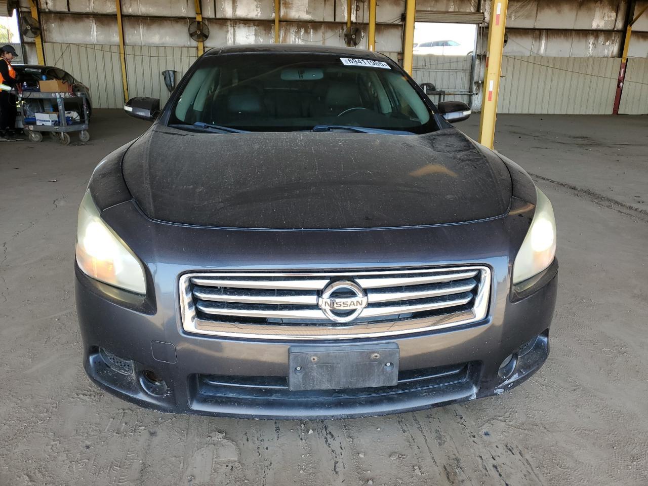 2013 NISSAN Maxima