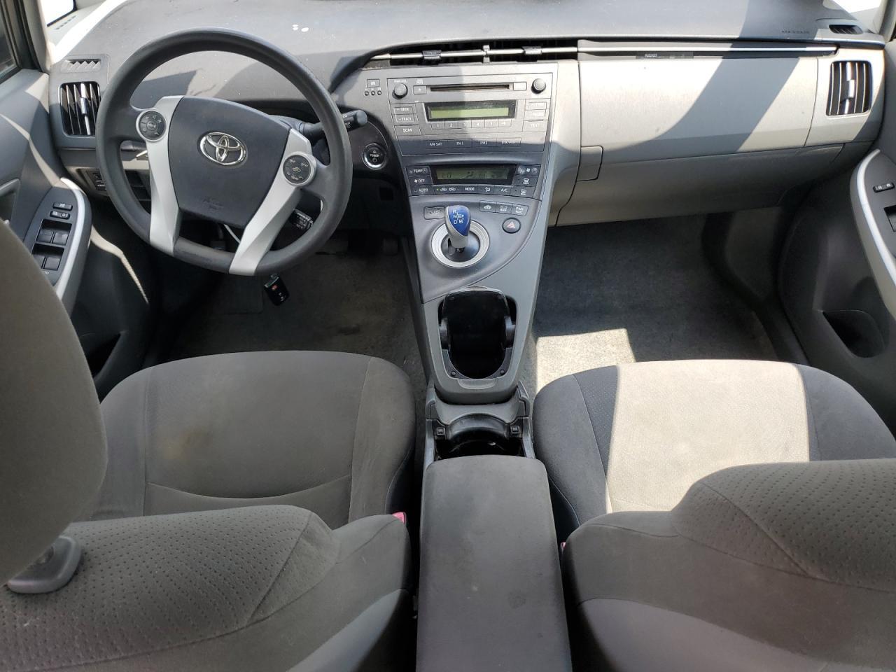 2011 TOYOTA PRIUS