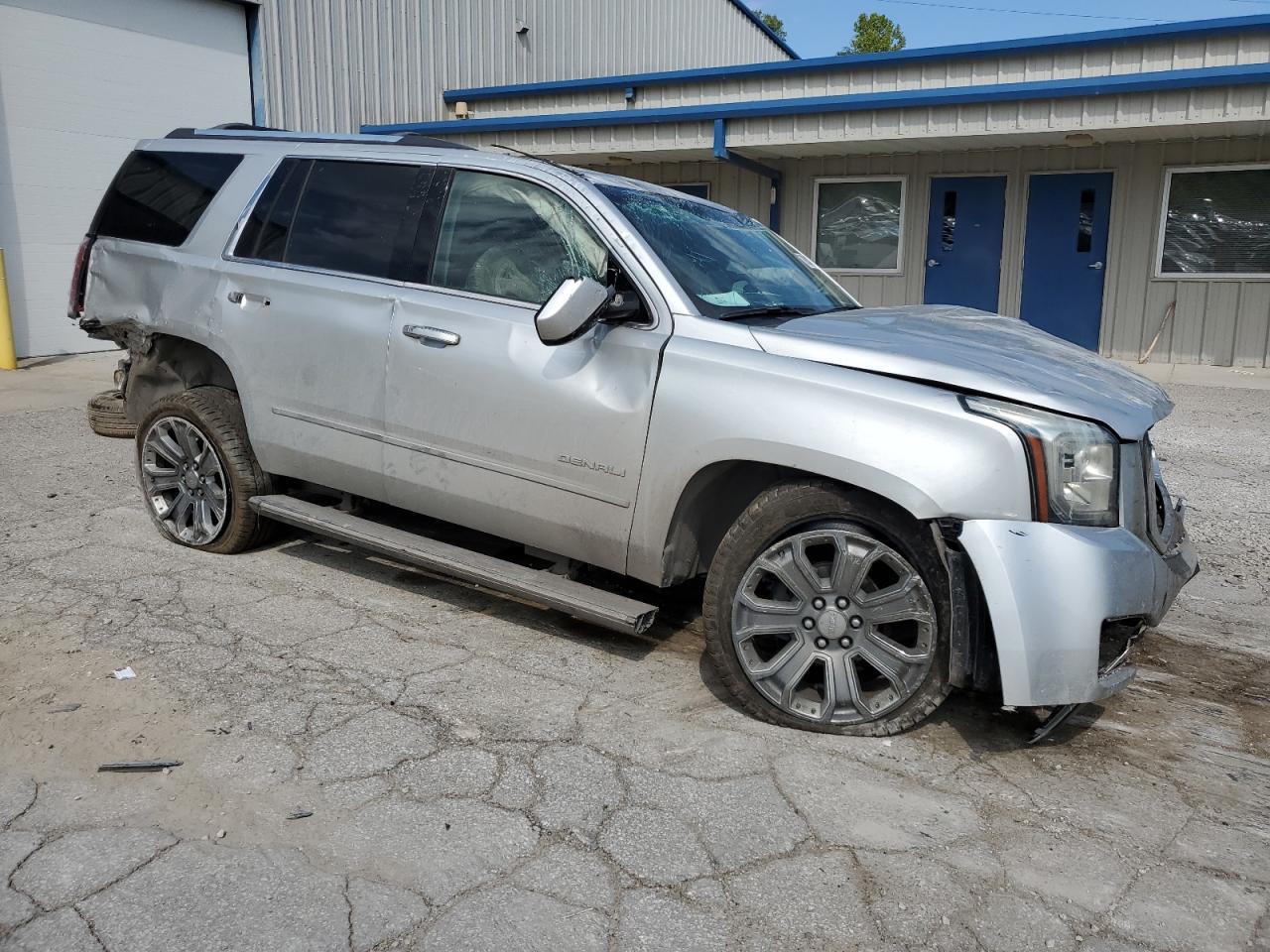 2016 GMC Yukon