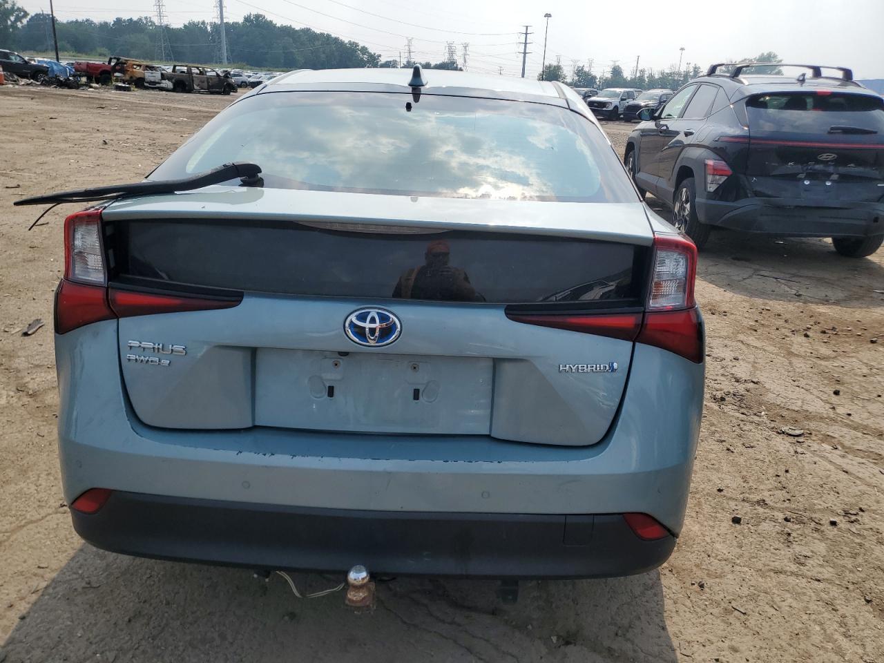 2021 TOYOTA PRIUS