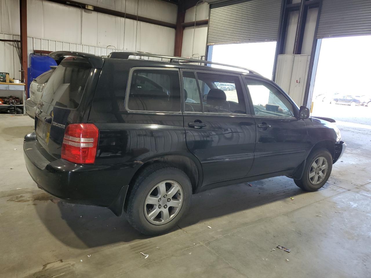 2003 TOYOTA HIGHLANDER