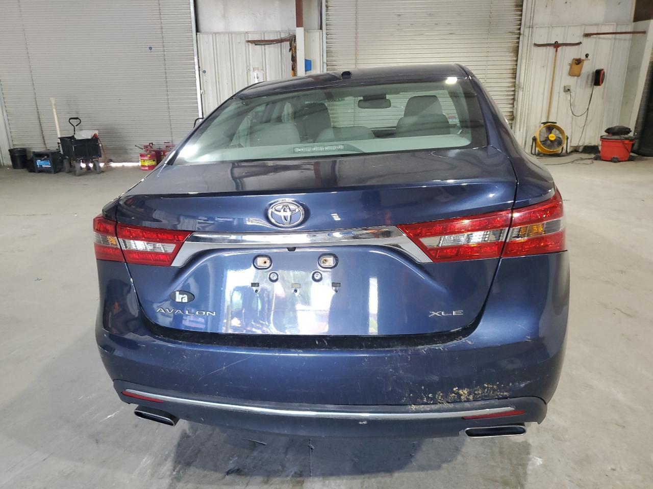 2016 TOYOTA Avalon