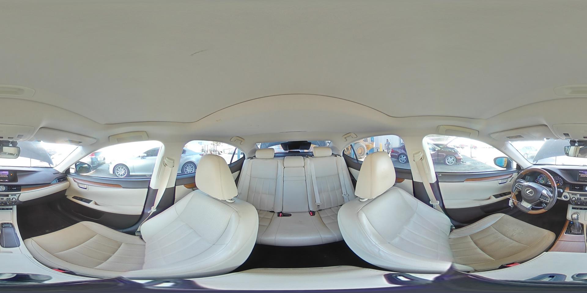 2017 LEXUS ES 300H