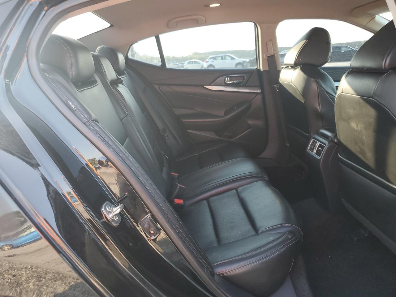 2019 NISSAN Maxima