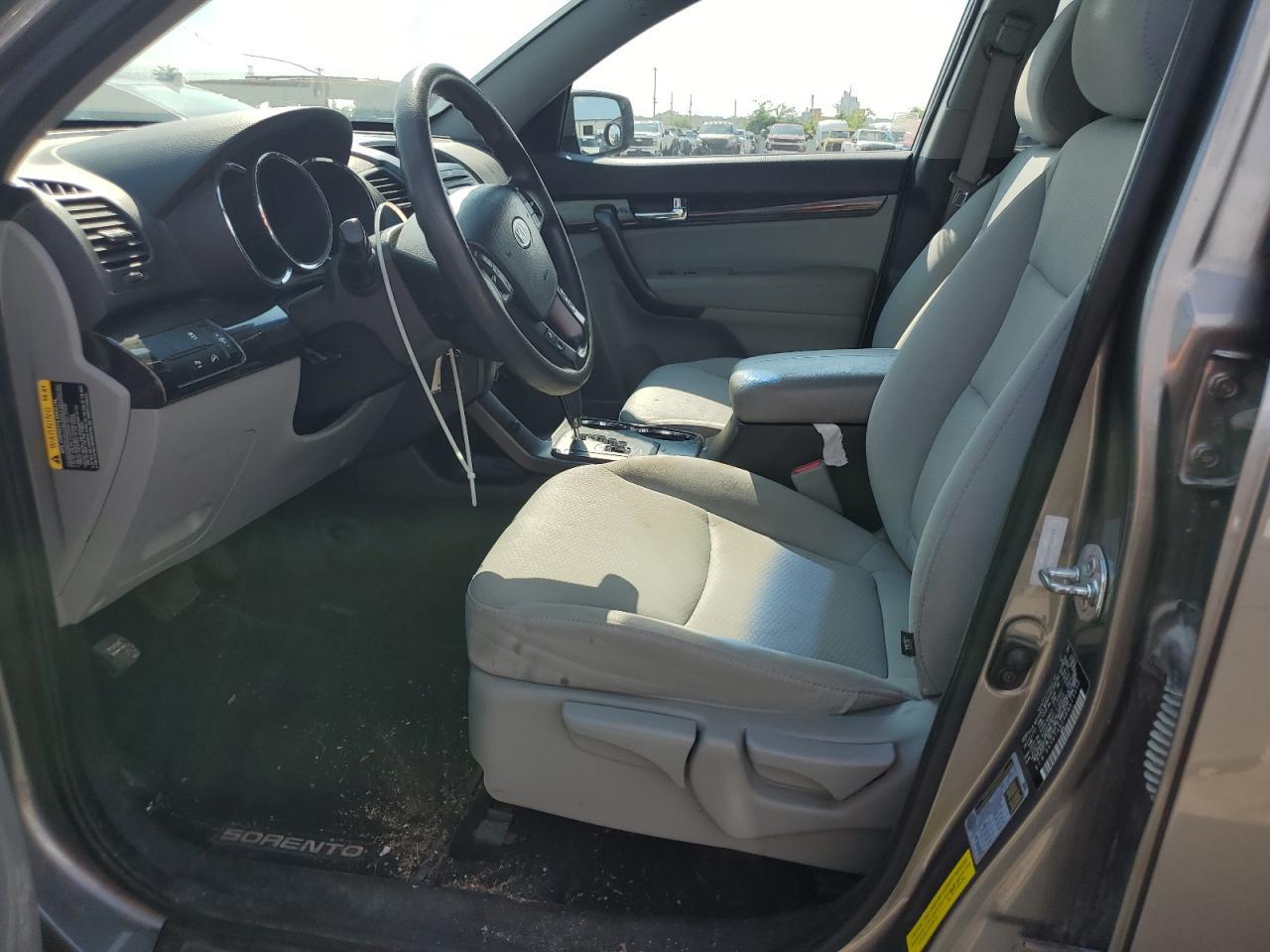 2013 KIA SORENTO