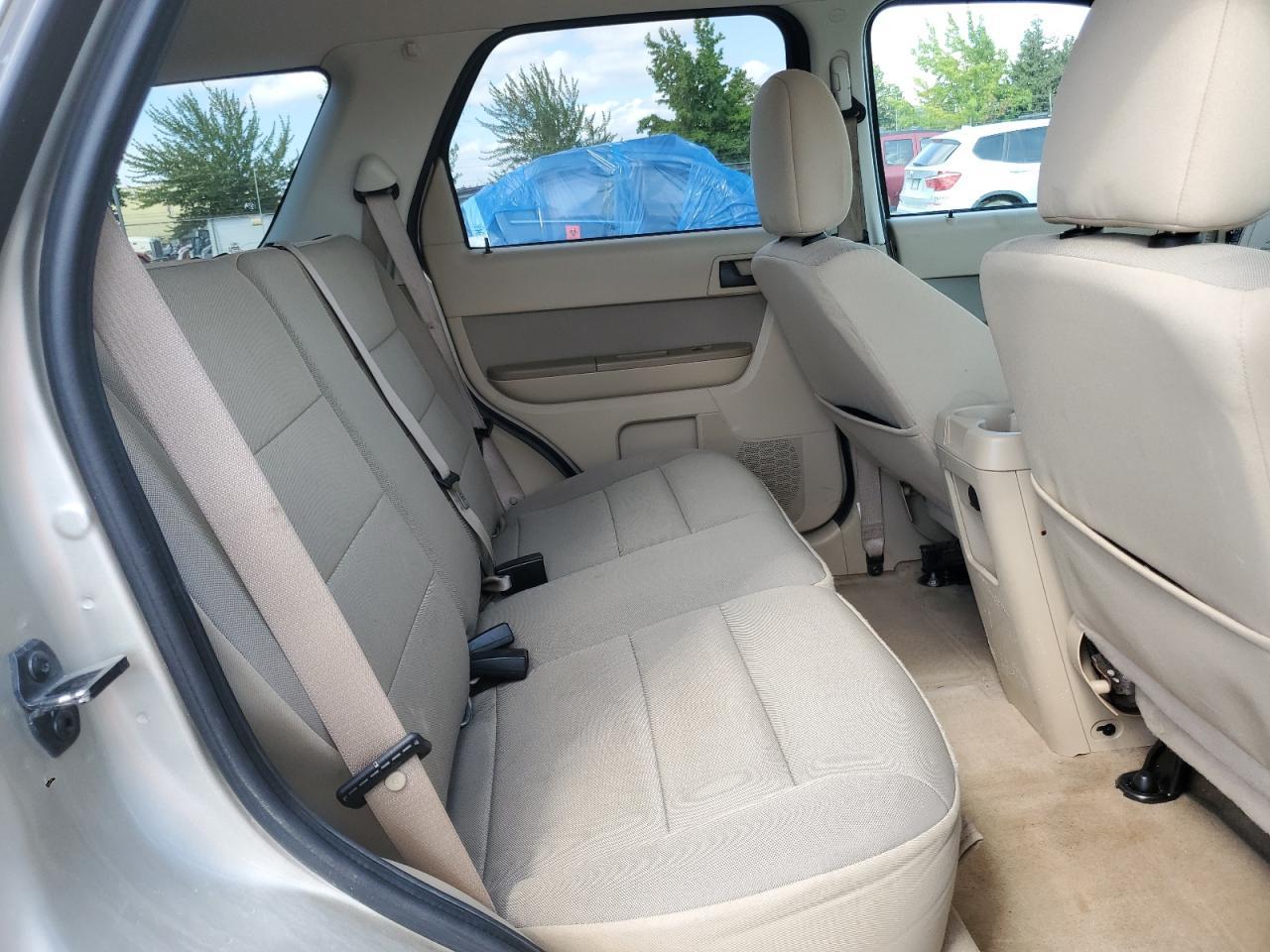 2012 FORD ESCAPE