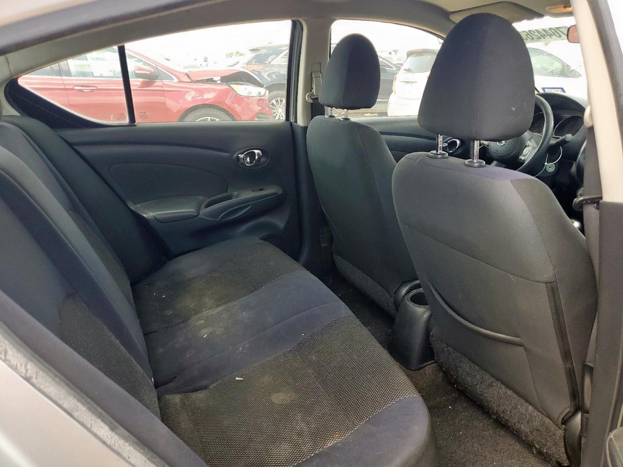 2012 NISSAN VERSA