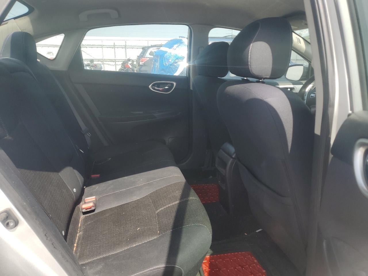 2015 NISSAN SENTRA