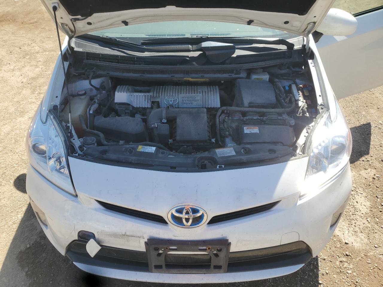 2015 TOYOTA PRIUS