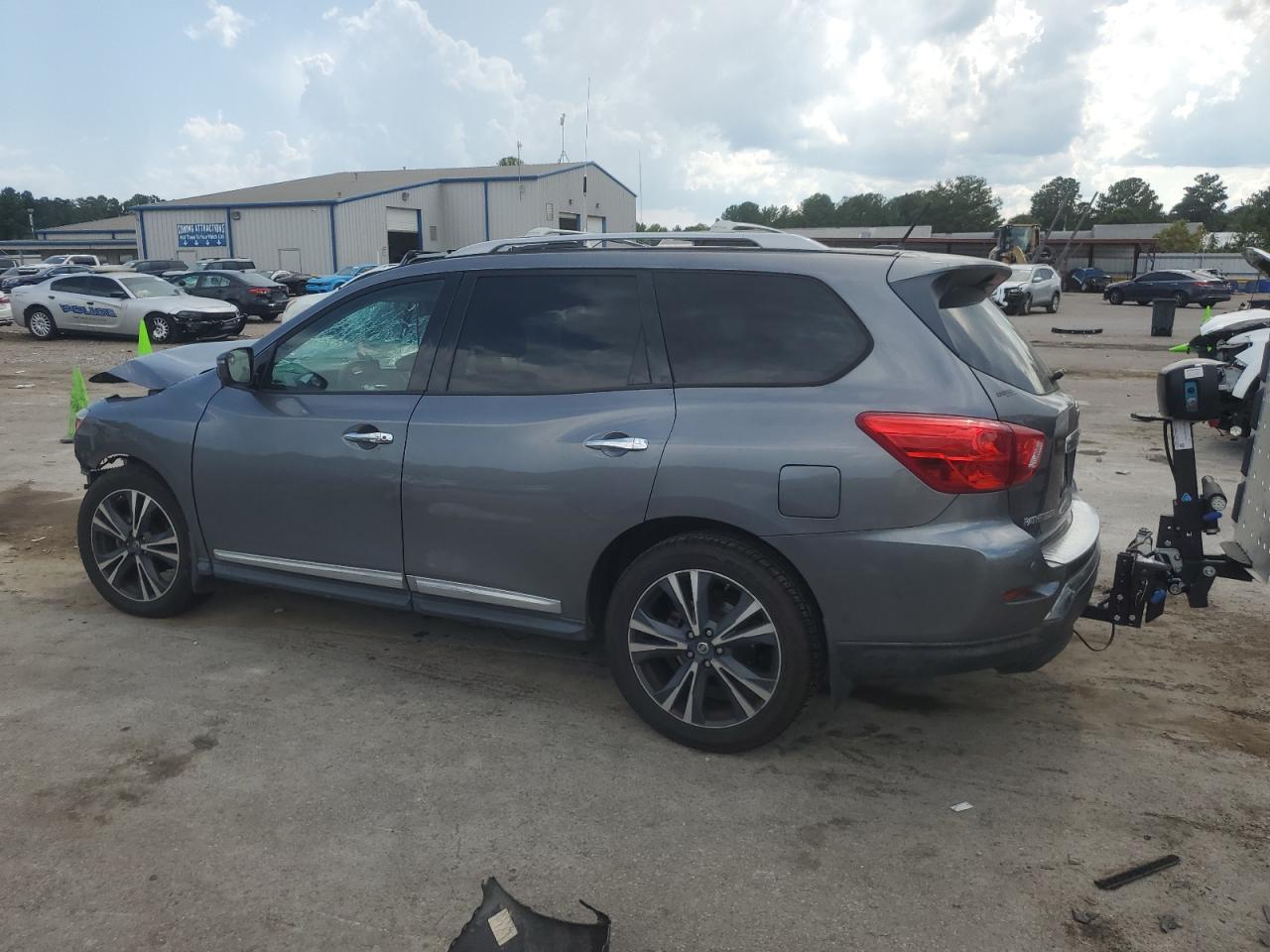 2018 NISSAN PATHFINDER