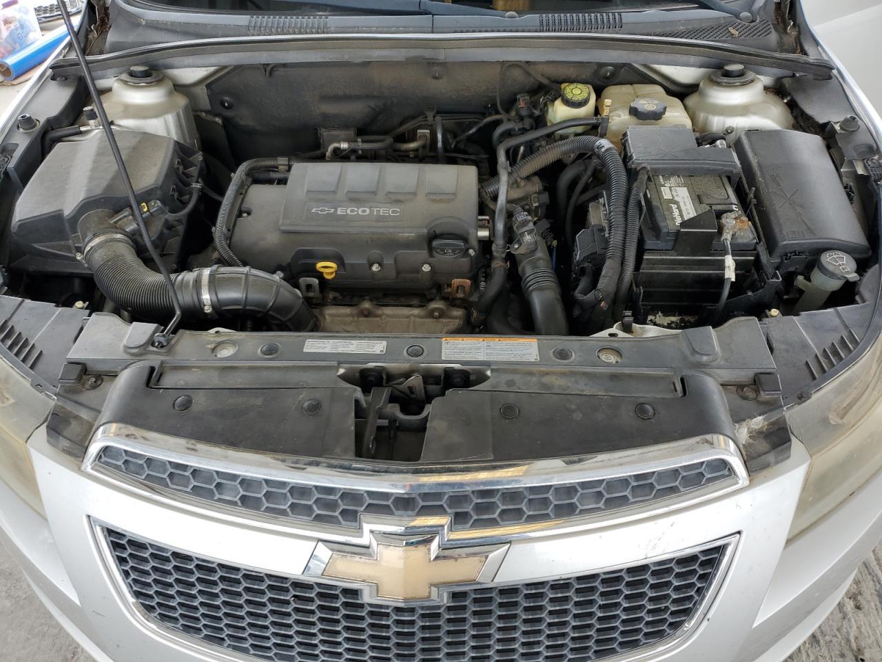 2011 CHEVROLET CRUZE
