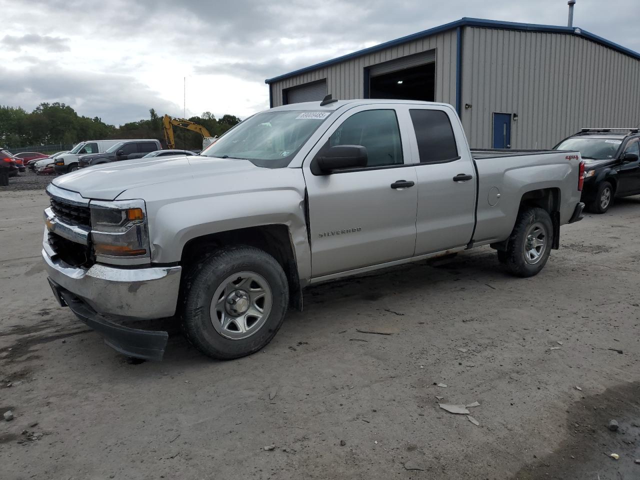 2017 CHEVROLET Silverado