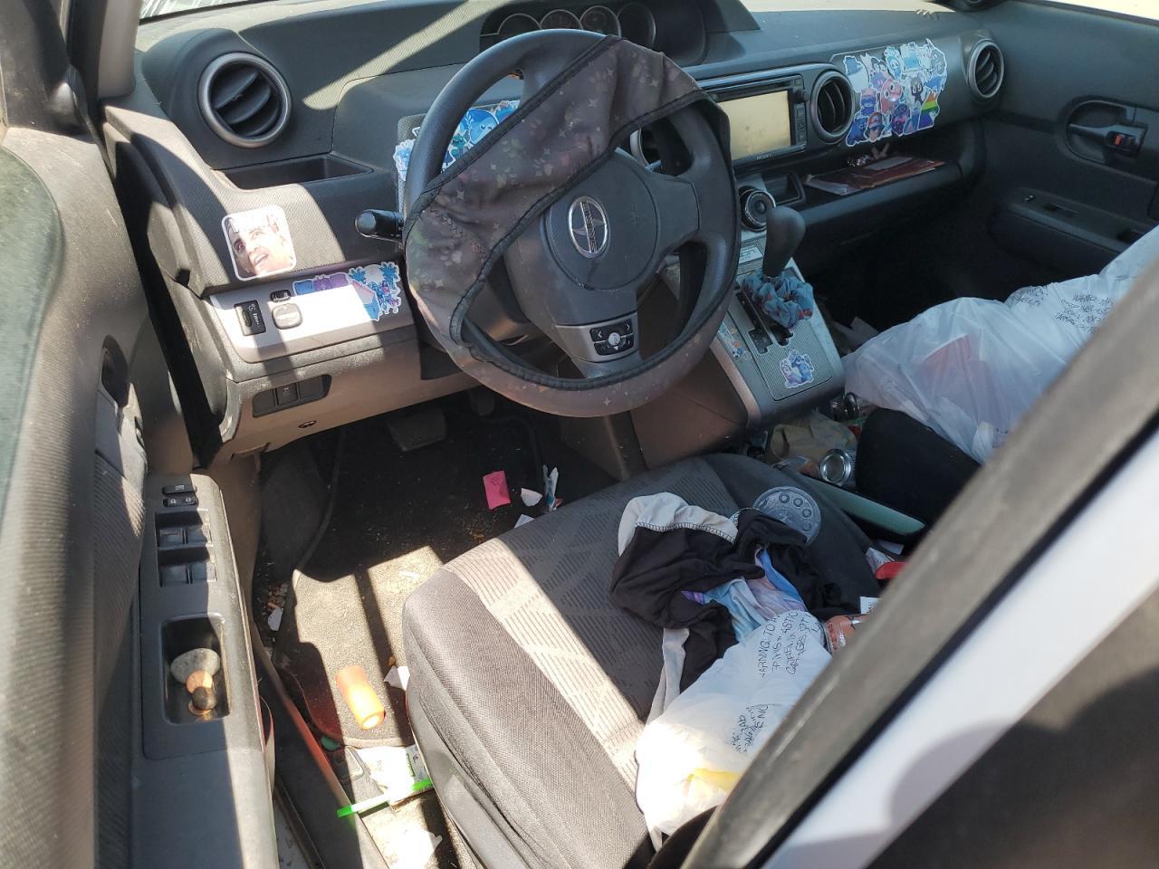 2013 TOYOTA SCION