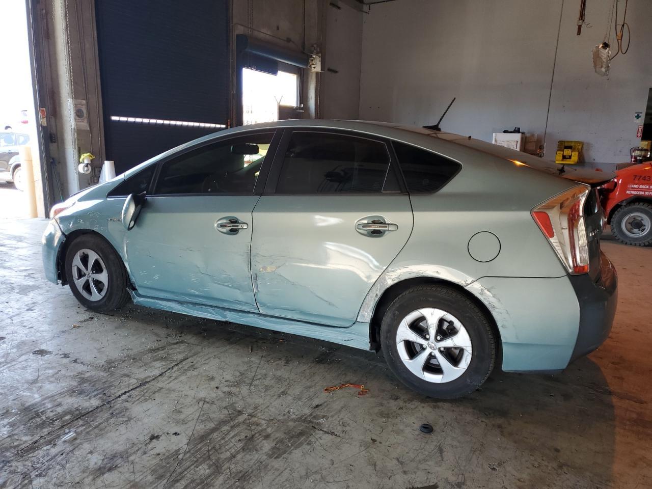 2012 TOYOTA PRIUS