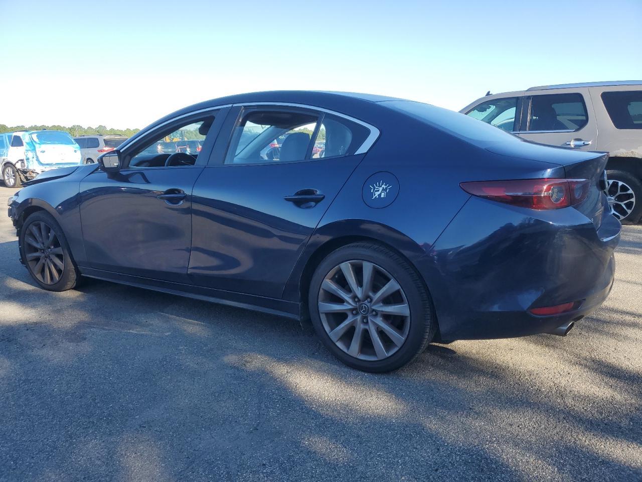 2019 MAZDA 3