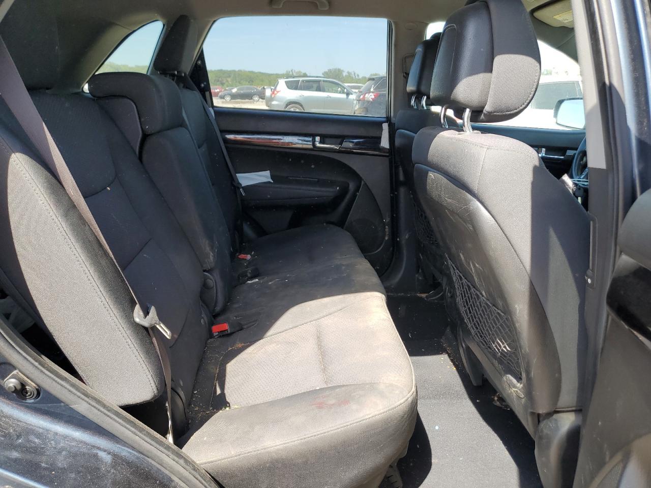 2011 KIA SORENTO