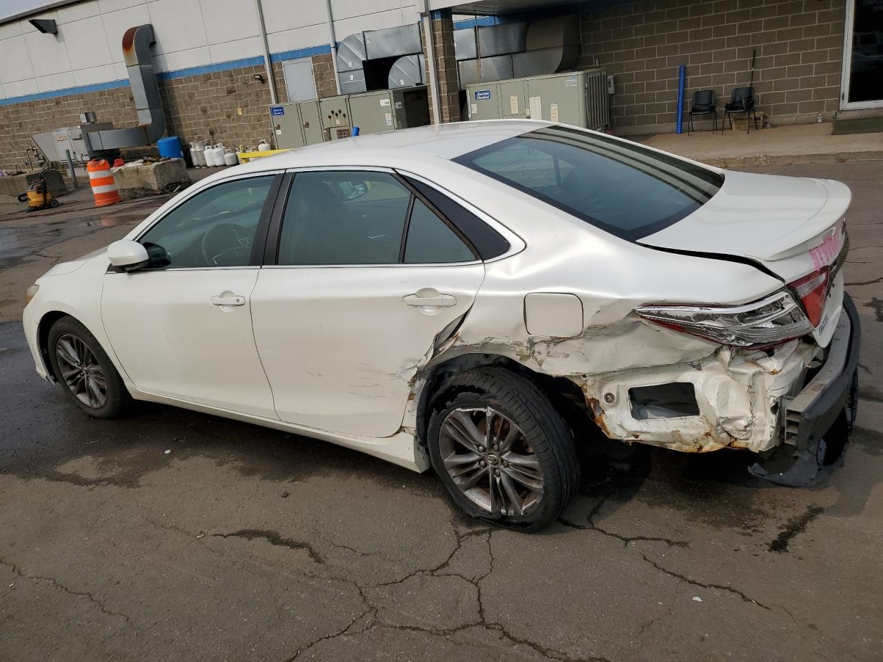 2015 TOYOTA CAMRY
