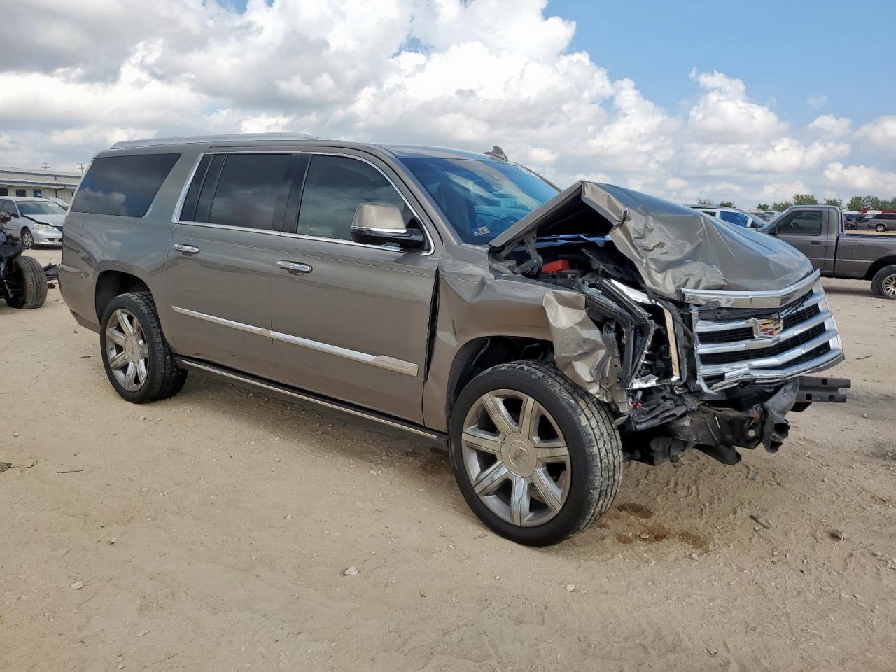 2018 CADILLAC ESCALADE