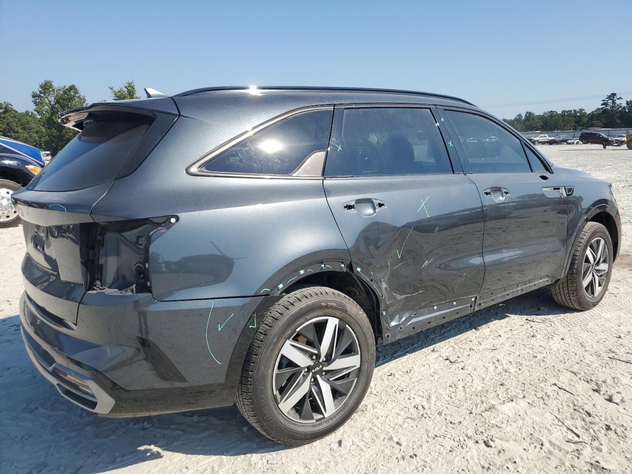 2023 KIA SORENTO