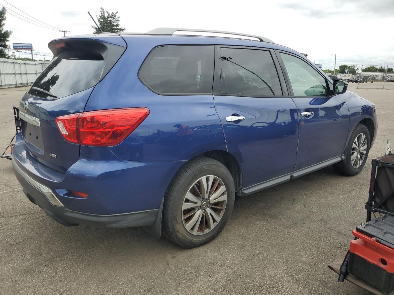 2018 NISSAN PATHFINDER