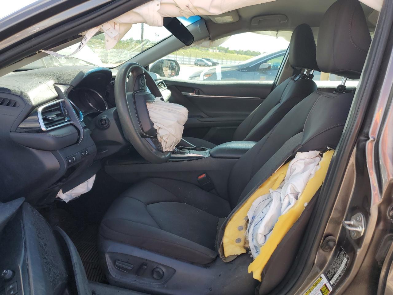 2018 TOYOTA CAMRY